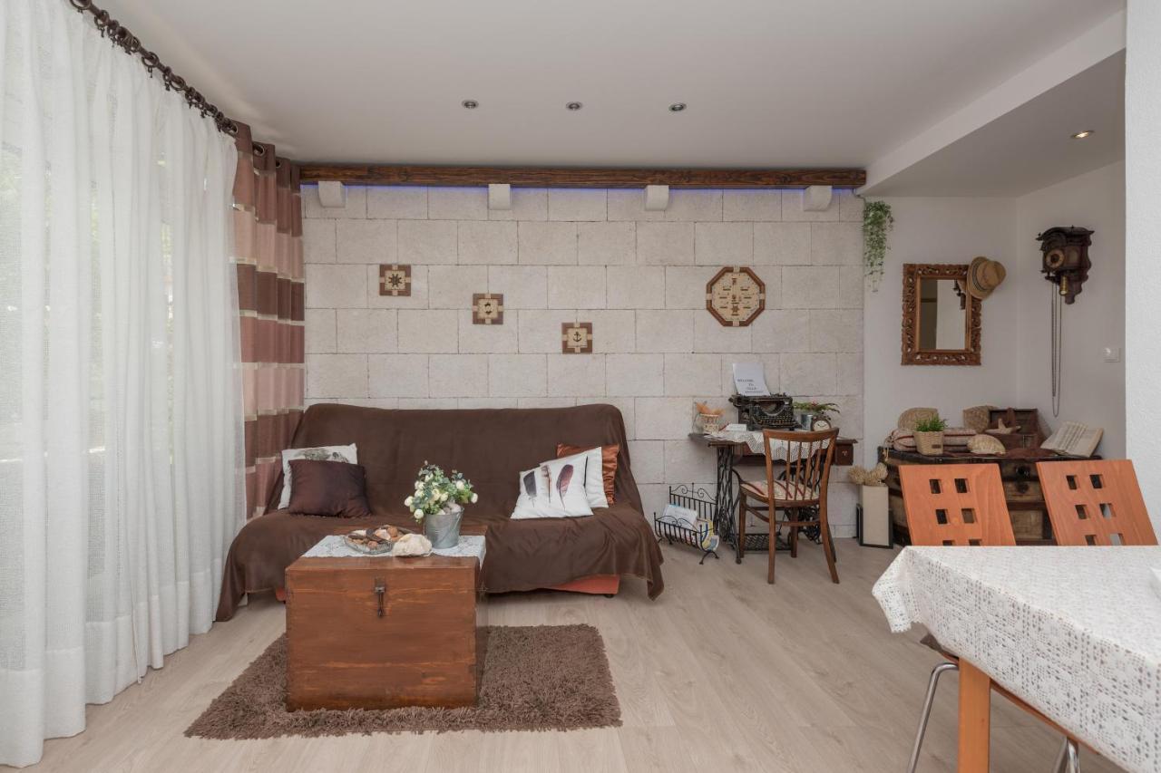 Apartmani Antunovic Podgora Exterior photo