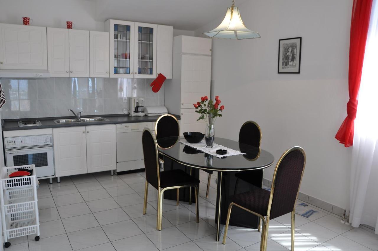 Apartmani Antunovic Podgora Exterior photo